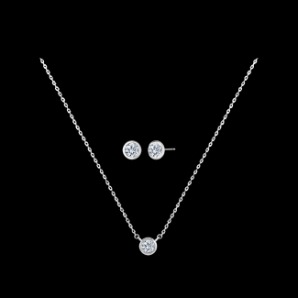 LA PLANETE Classic O.1CT Bezel Set (Necklace &amp; Earrings)